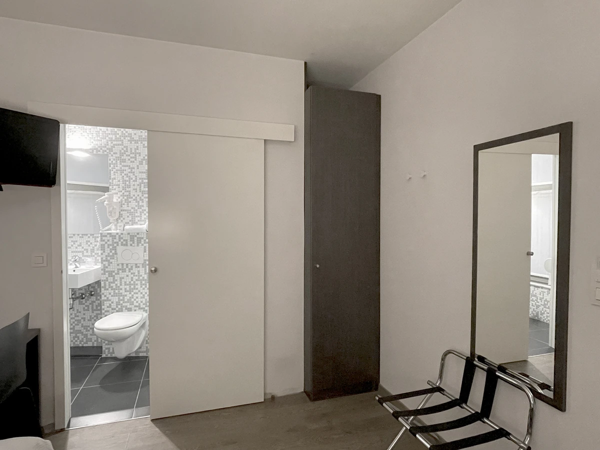 Single Room photo 2